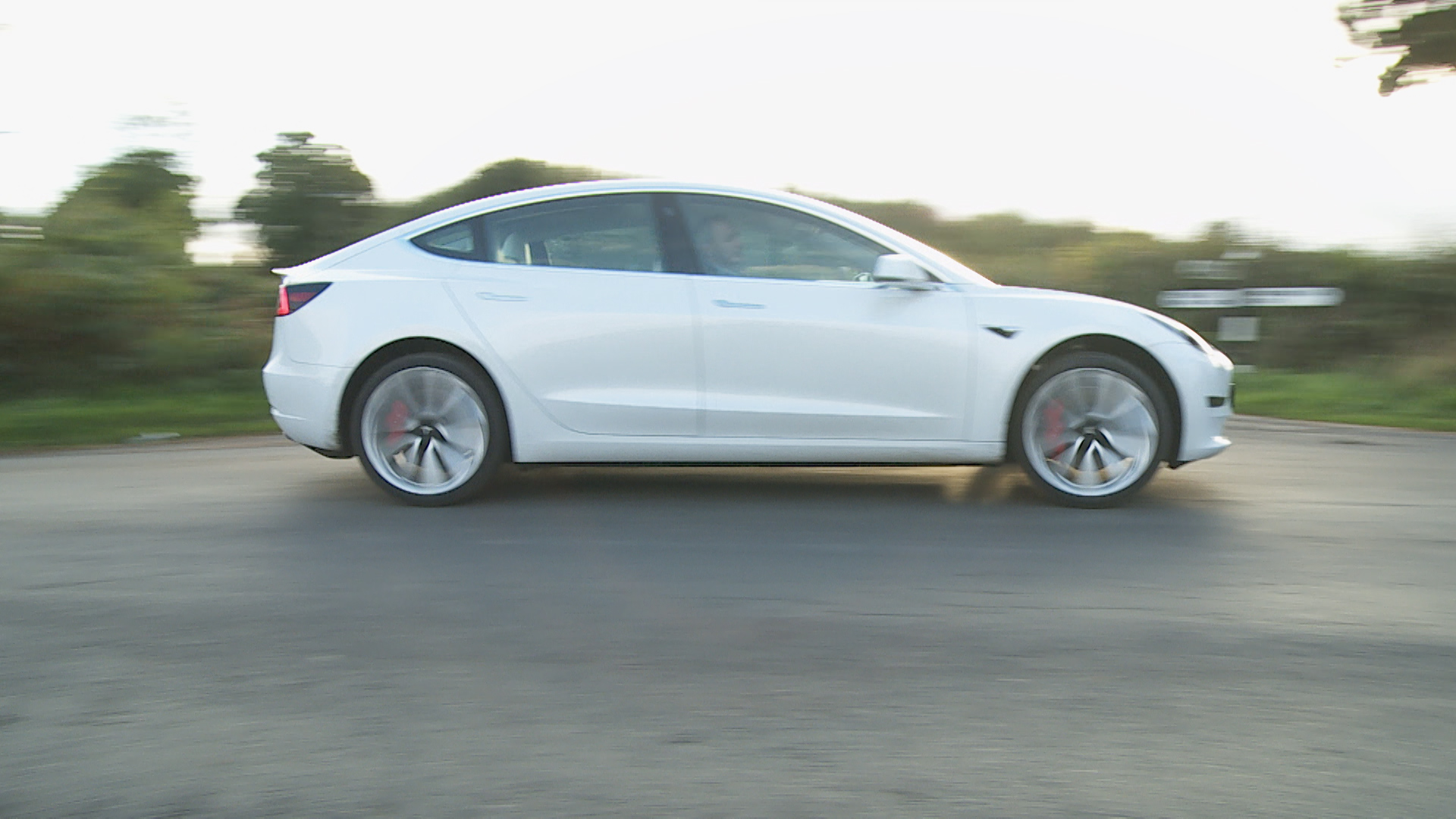 TESLA MODEL 3 SALOON Electric Lease
